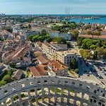 D&A Amphitheatre Premium Apartments With Free Parking